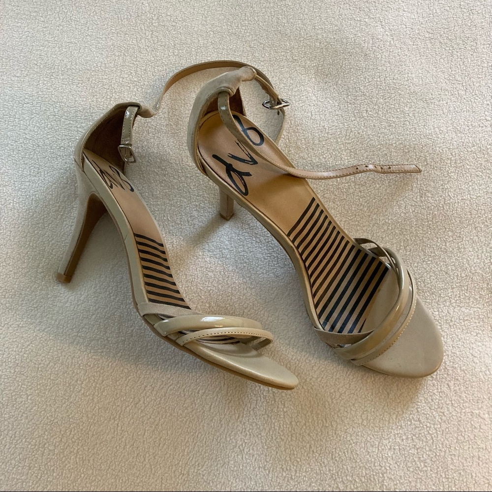 DV8 By Dolce Vita Nude Heels